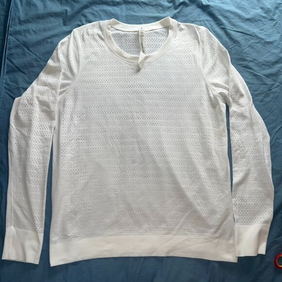 Lululemon Breeze By Long Sleeve Shirt -- White -- Size 10 - Picture 2 of 4